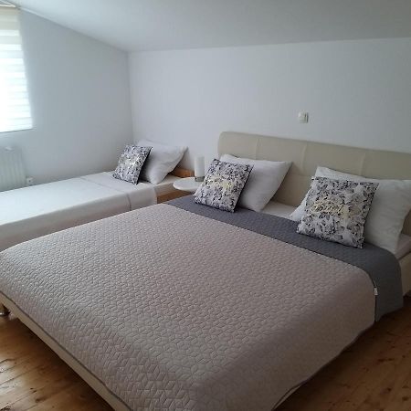 Apartment Kale シベニク エクステリア 写真