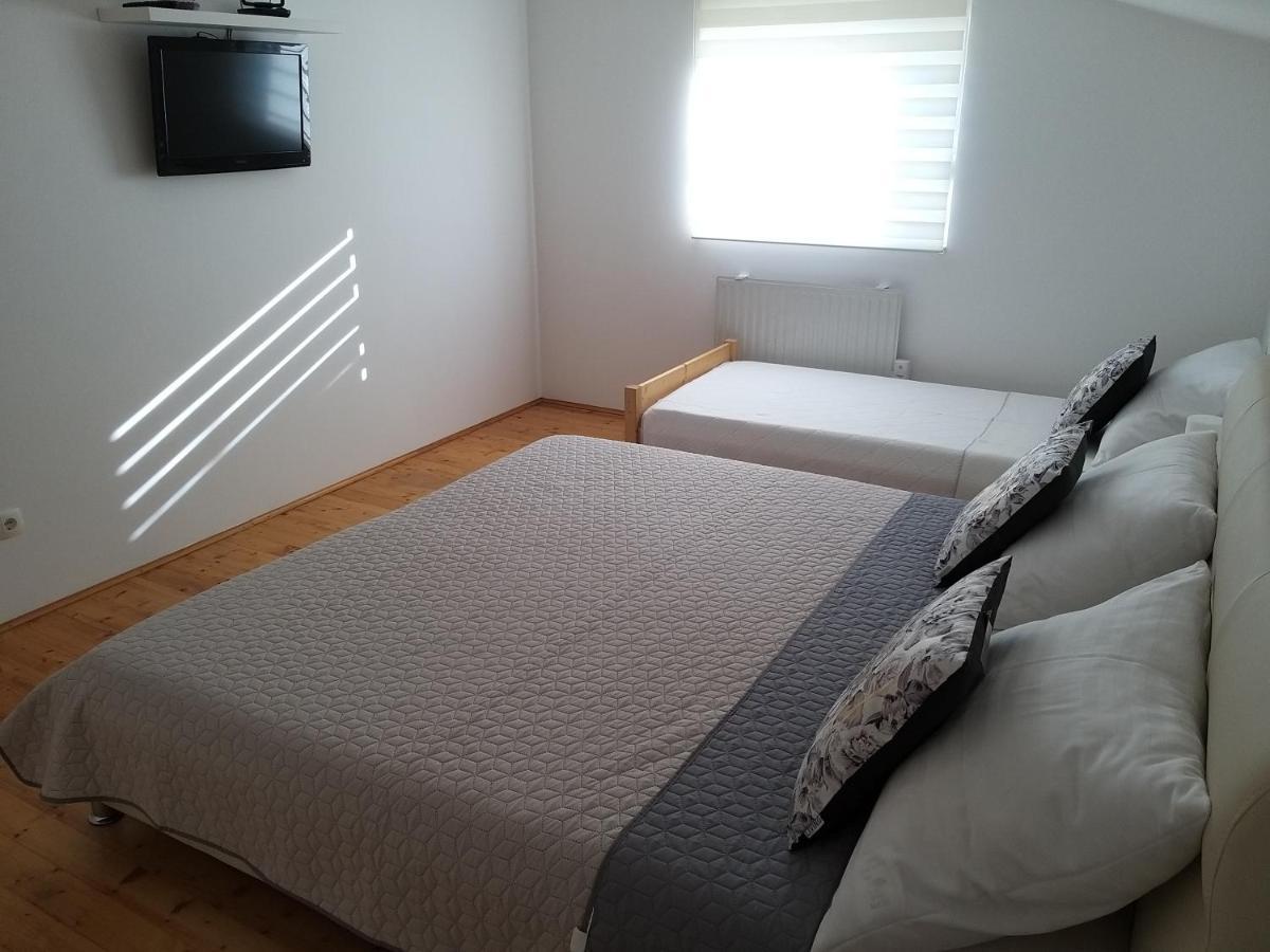 Apartment Kale シベニク エクステリア 写真